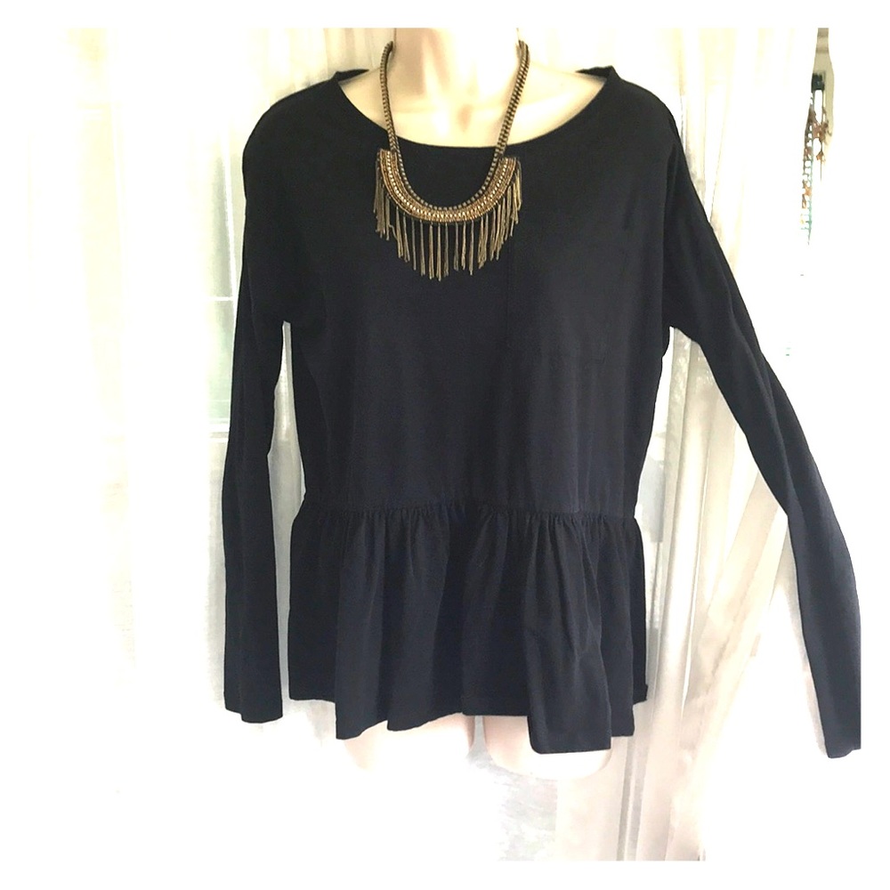 Black, ruffle hem t-shirt